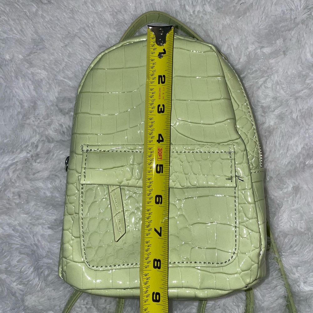 Light green mini backpack - Picture 3 of 8